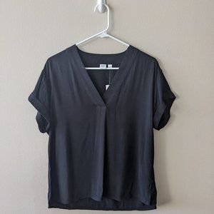 NWT! GAP Blouse - Size Small